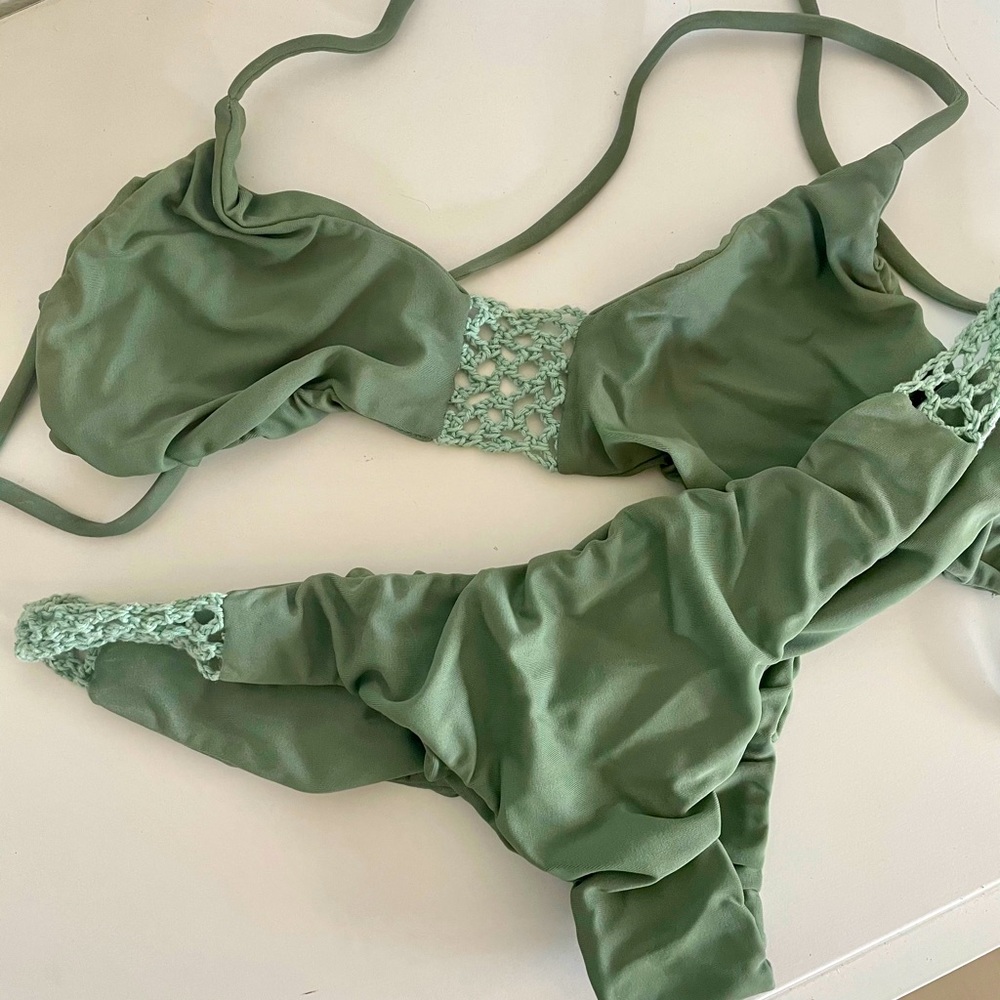 POSH PUA Set in Green | Size Large, Like New